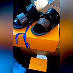 Brand New Women Louis Vuitton Slides